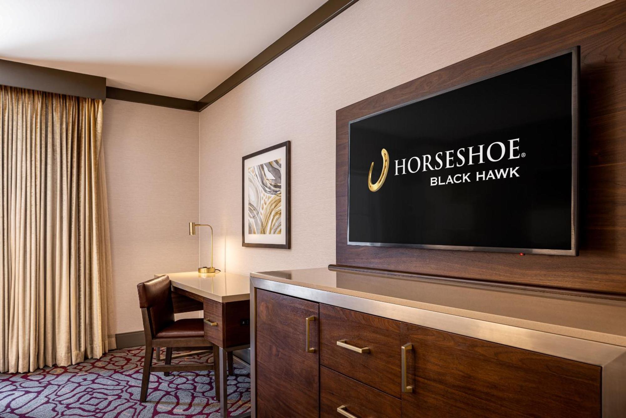 Horseshoe Black Hawk Bagian luar foto